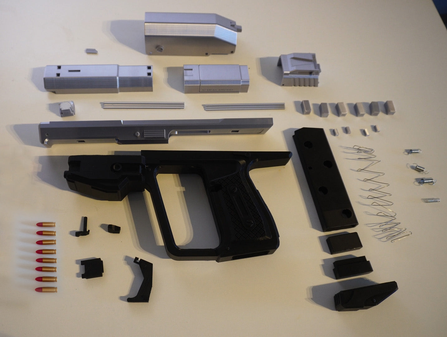 DIY Halo Magnum Replica with functioning trigger, magazine and slide, raw 3D print