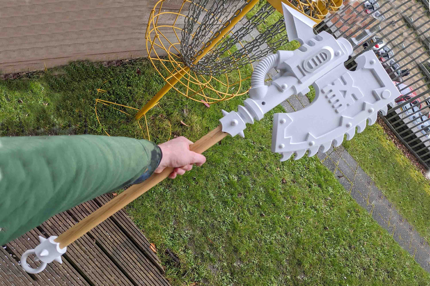 World Eaters Inspired Lifesize Chainaxe, raw 3d print DIY