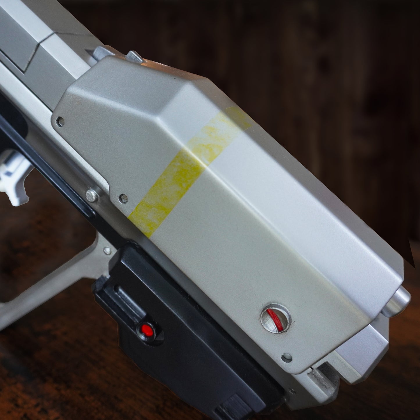 Halo Magnum Replica with functioning Trigger, Slide and Magazine