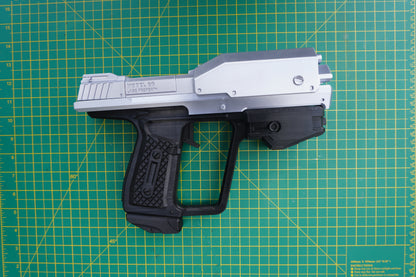 Halo Magnum Replica with functioning trigger, magazine and slide, raw 3D print