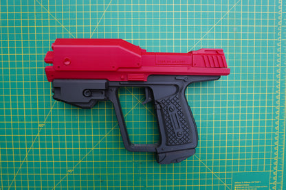 Halo Magnum Replica with functioning trigger, magazine and slide, raw 3D print
