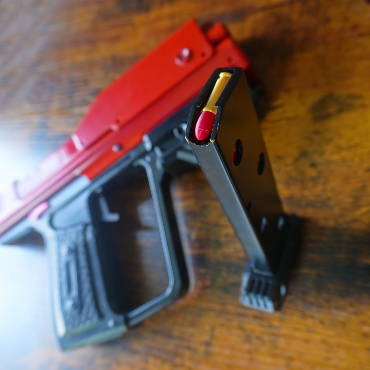 Halo Magnum Replica with functioning Trigger, Slide and Magazine