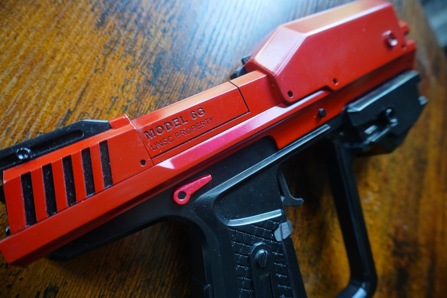 Halo Magnum Replica with functioning Trigger, Slide and Magazine